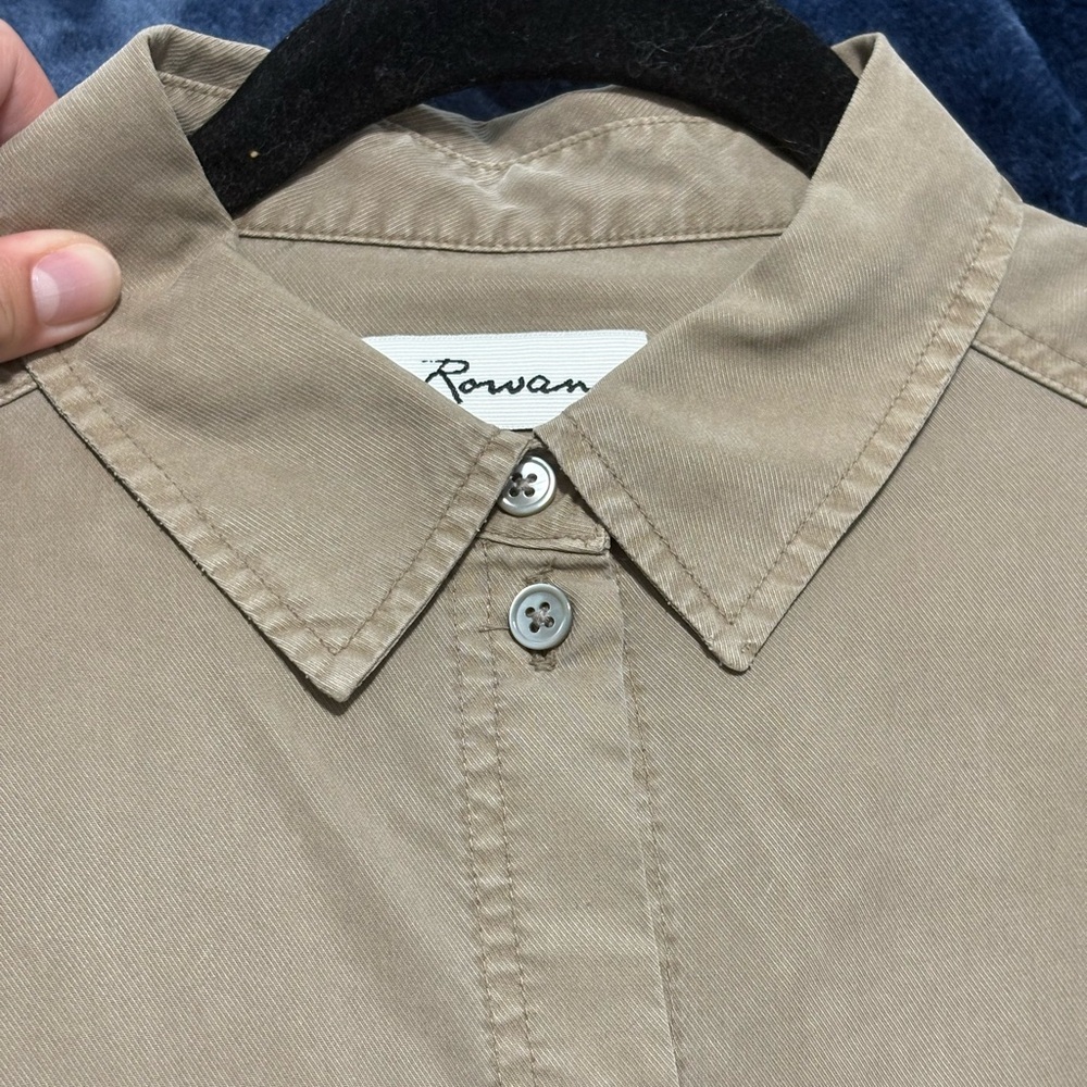 Rowan Joan Twill Top, Stone, size medium, NWOT